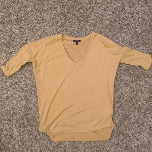 Light sweater like top